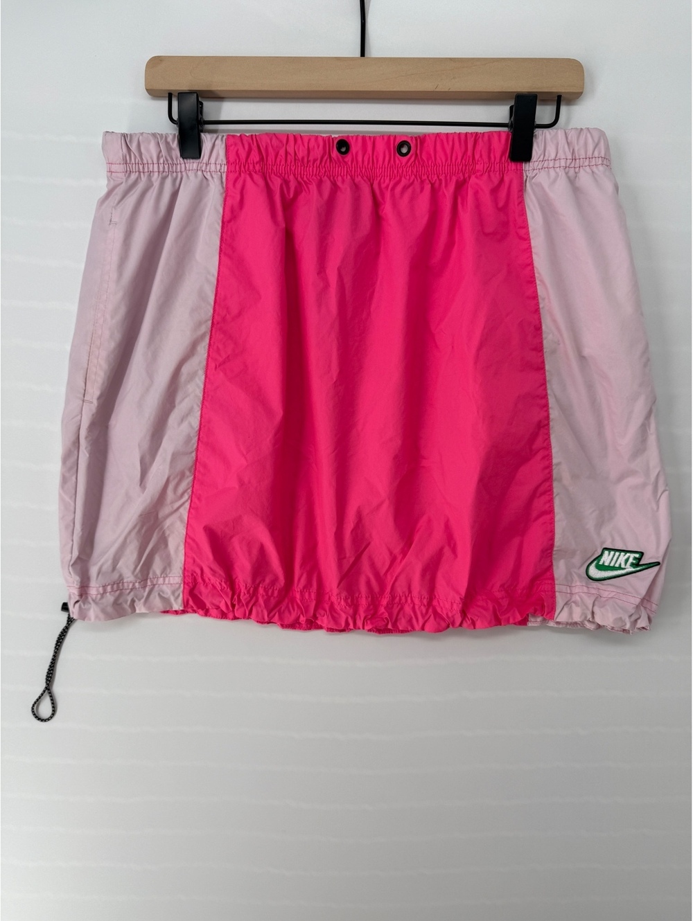 Nike pink colorblock skirt